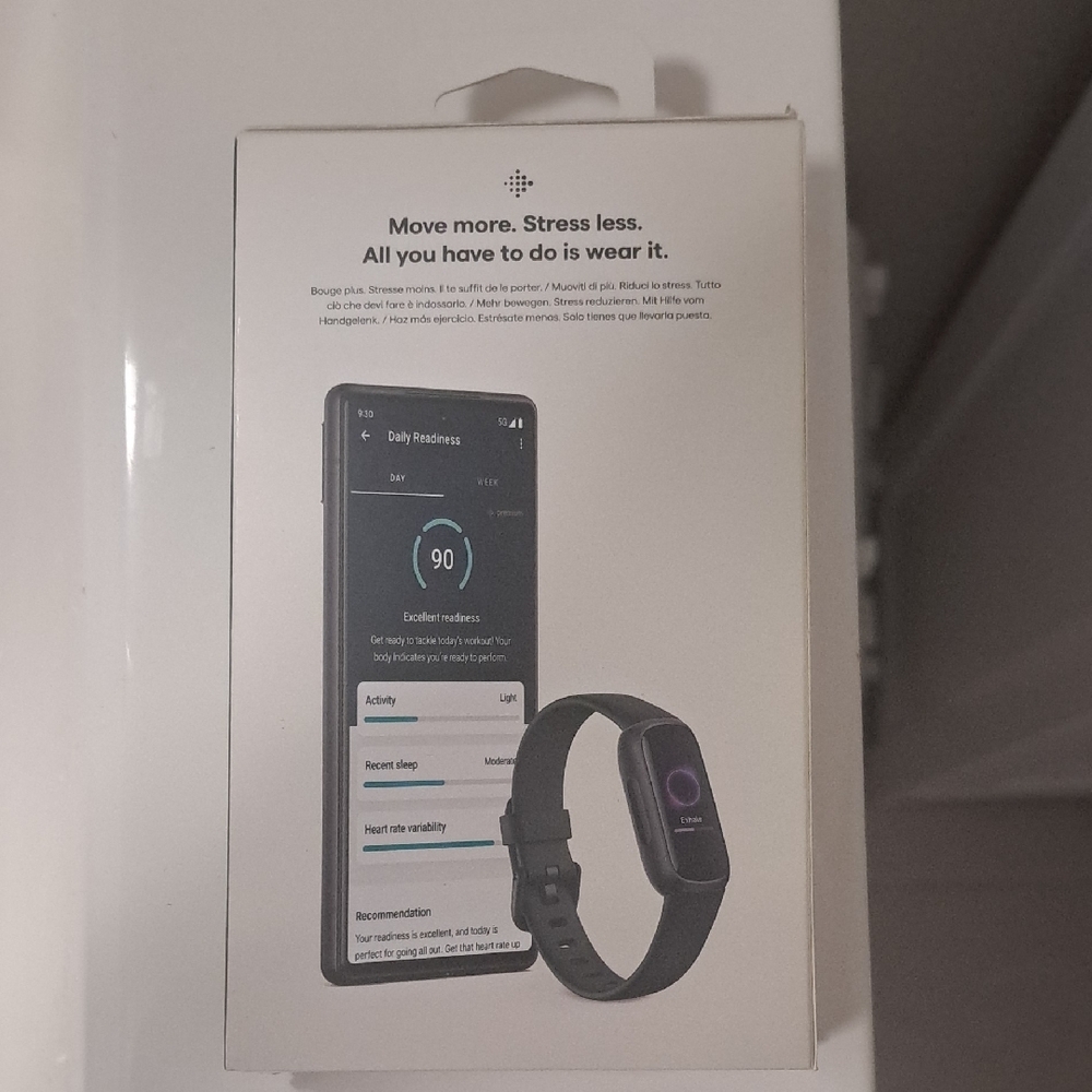 Fitbit Inspire 3 Black Fitness Tracker - Picture 3 of 4